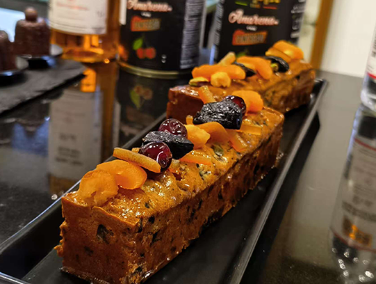 recette de cake aux fruits secs et fruits confits